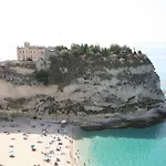 A Turri And Restaurant 2* Capo Vaticano