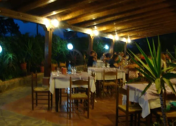 A Turri And Restaurant 2* Capo Vaticano