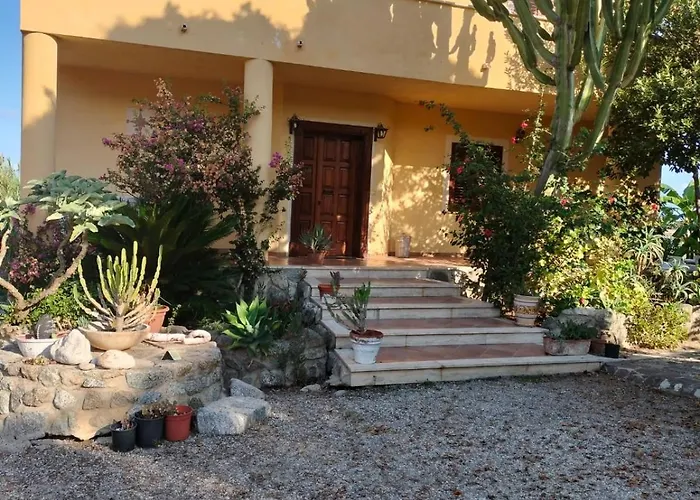 A Turri And Restaurant Hotel