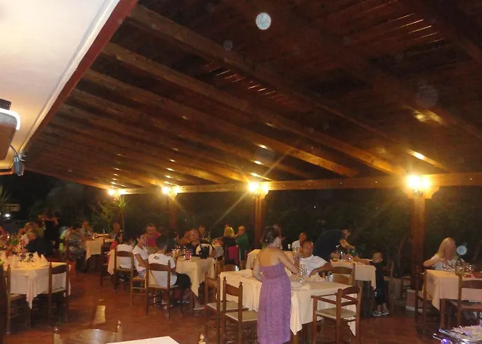 A Turri And Restaurant Hotel