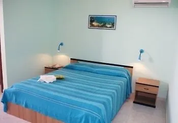 A Turri And Restaurant 2*