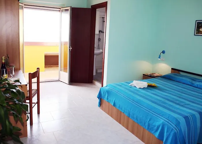 A Turri And Restaurant 2* Capo Vaticano